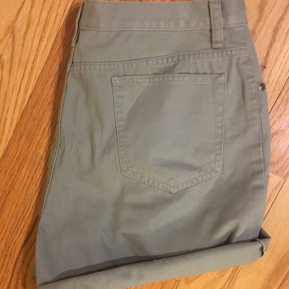 Shorts- high waisted - Picture 4 of 5